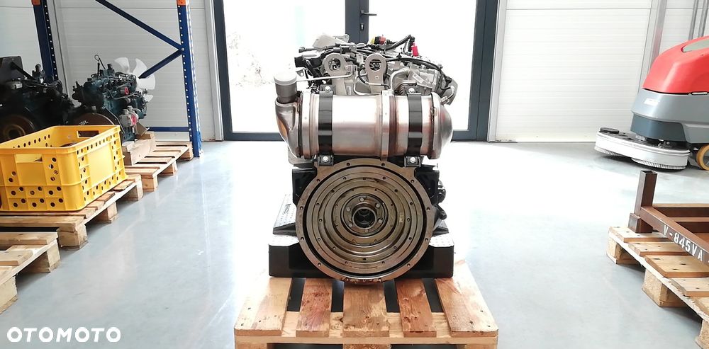 SILNIK PERKINS 854E-E43T CAT C3.4B 31000 netto - 6