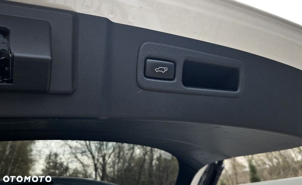 Lexus NX 300h Business Line - 11