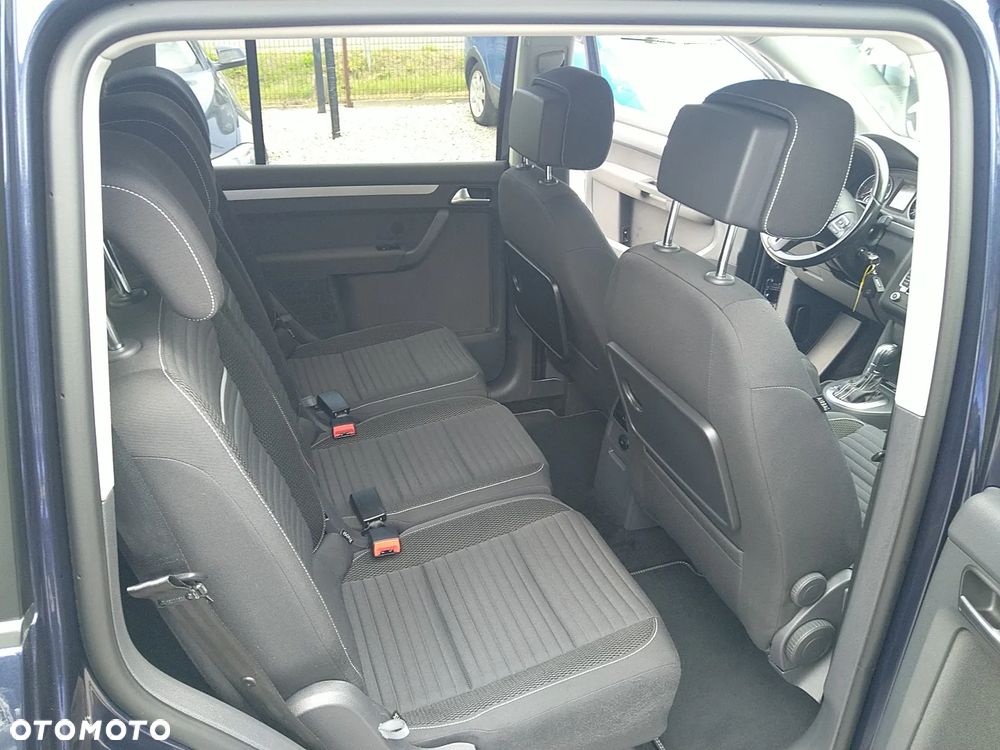 Volkswagen Touran 1.6 TDI DPF DSG Cup - 32