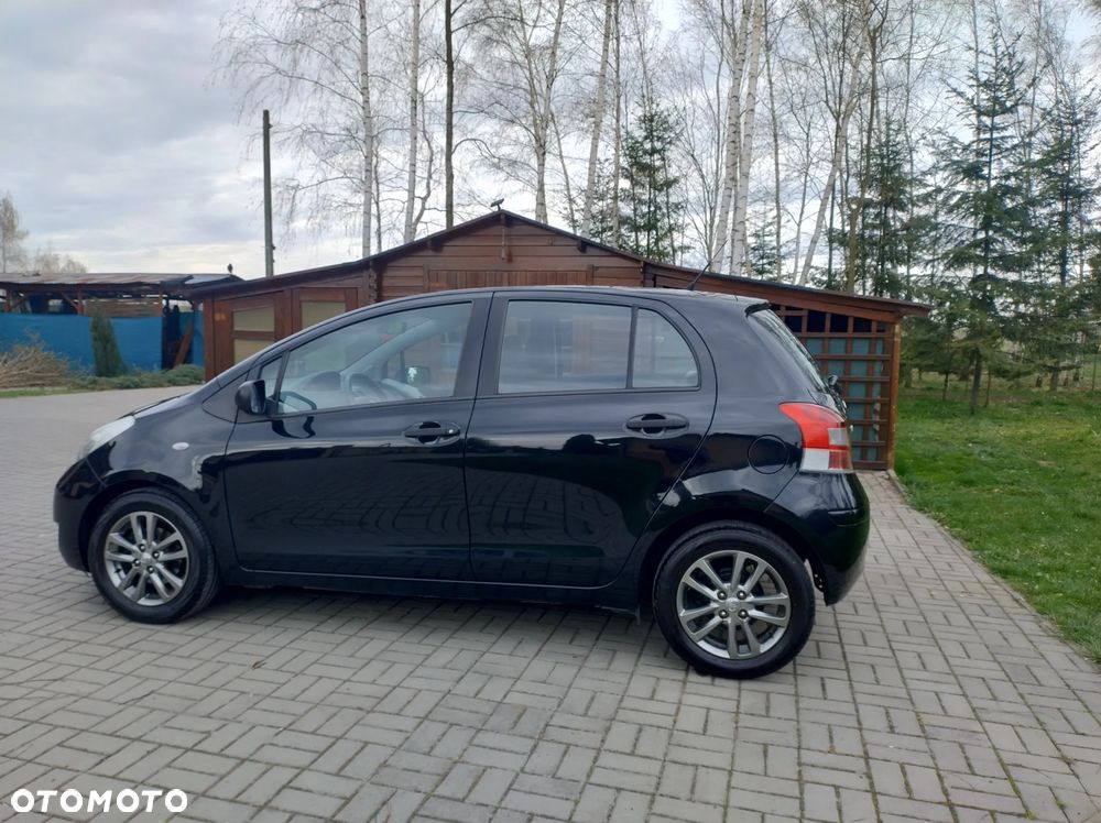 Toyota Yaris 1.33 Active - 5