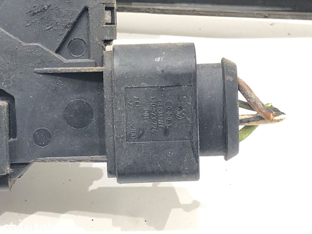 MECHANIZM WYCIERACZEK PRZÓD  SKODA FABIA I Combi (6Y5) 2000 - 2007 1.9 SDI 47 kW [64 KM] olej - 4