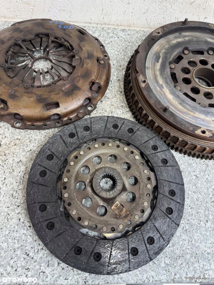 SPRZĘGŁO KOŁO DWUMASOWE VOLVO V70 III 2012- 31367632 2.0 D3 - 5