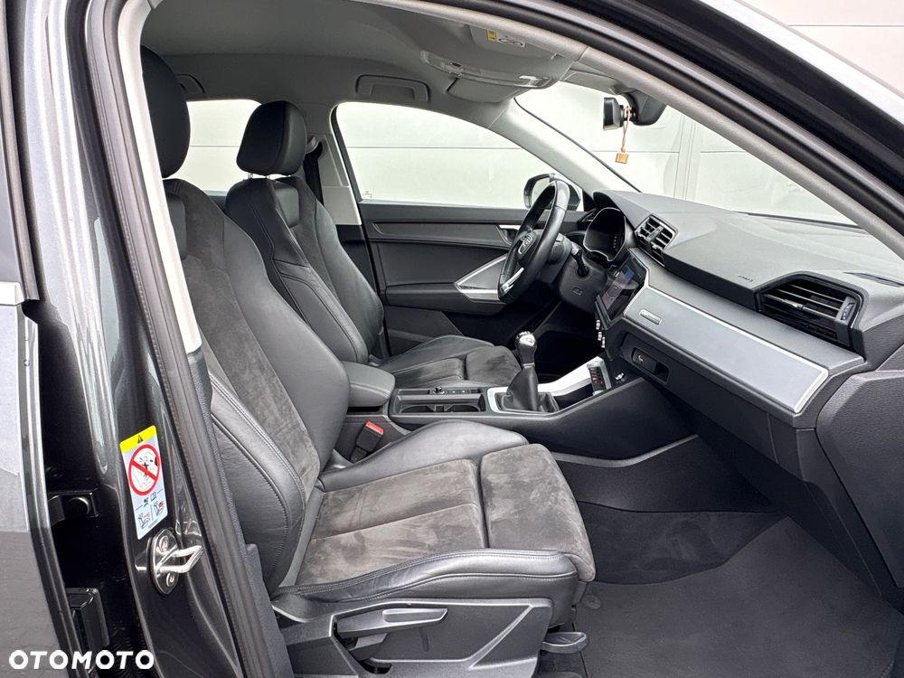 Audi Q3 Sportback 35 TFSI S-Line - 21