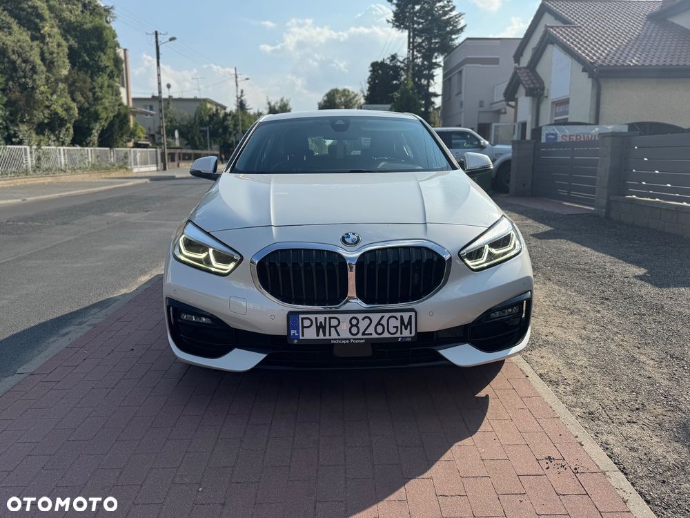 BMW Seria 1 118d Sport Line - 2
