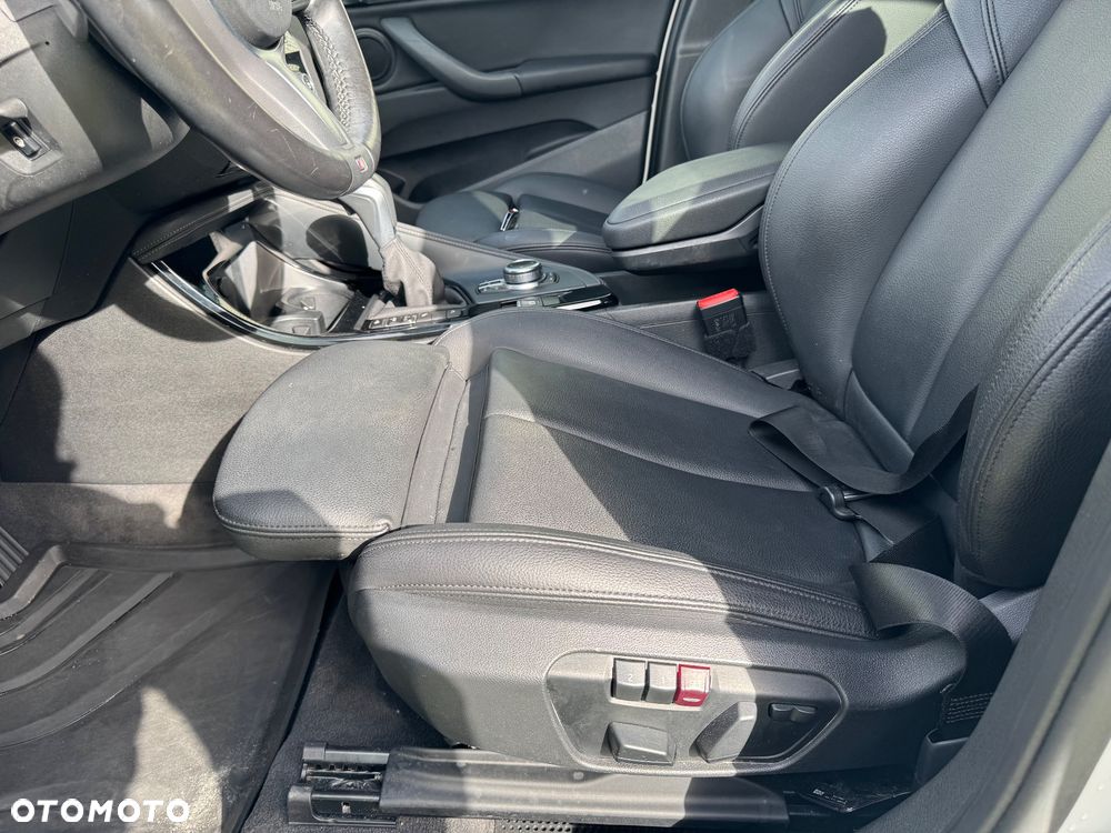 BMW X1 xDrive28i - 23