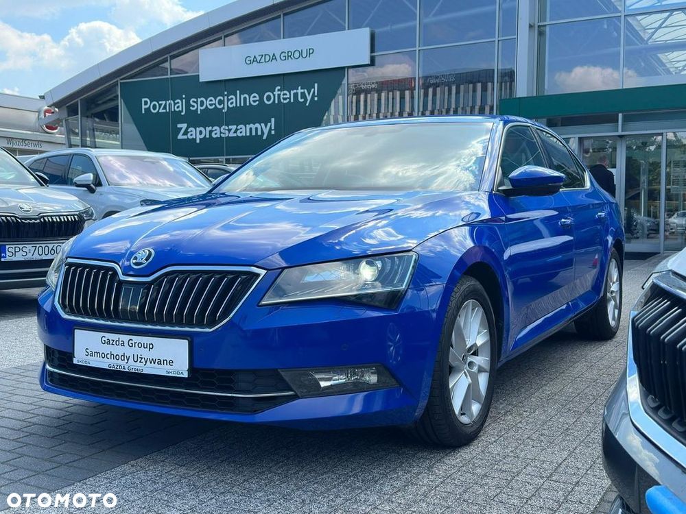 Skoda Superb 2.0 TDI SCR Ambition - 2