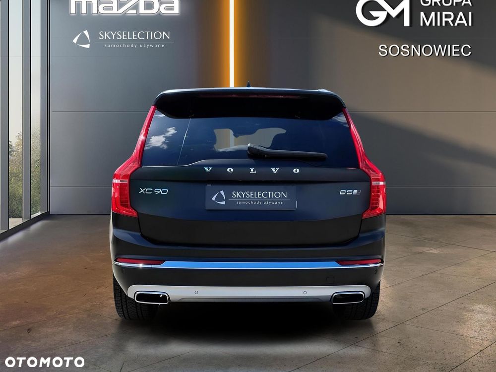 Volvo XC 90 - 5