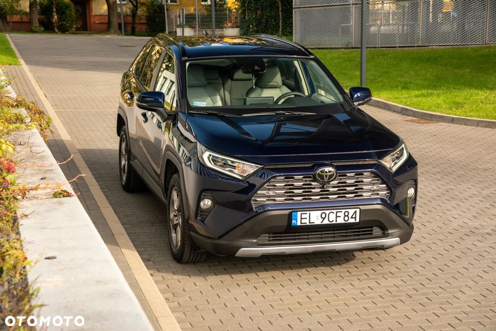 Toyota RAV4 - 4