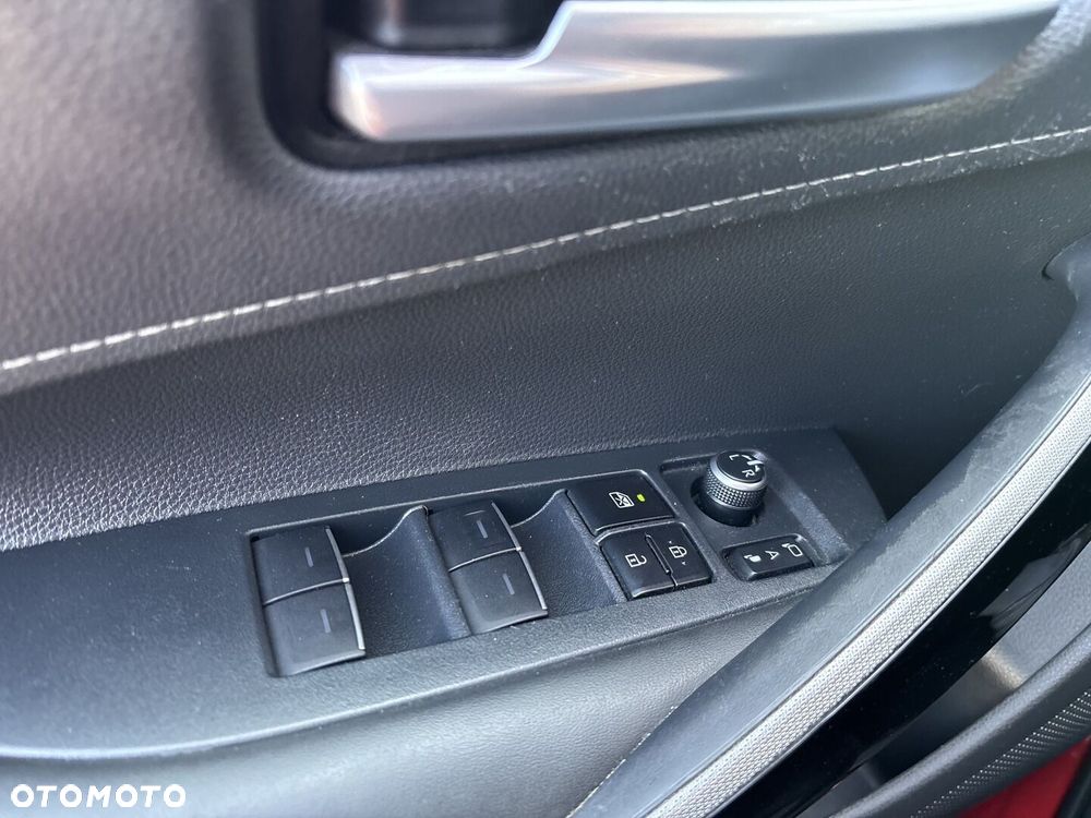 Toyota Corolla 2.0 Hybrid Comfort - 17