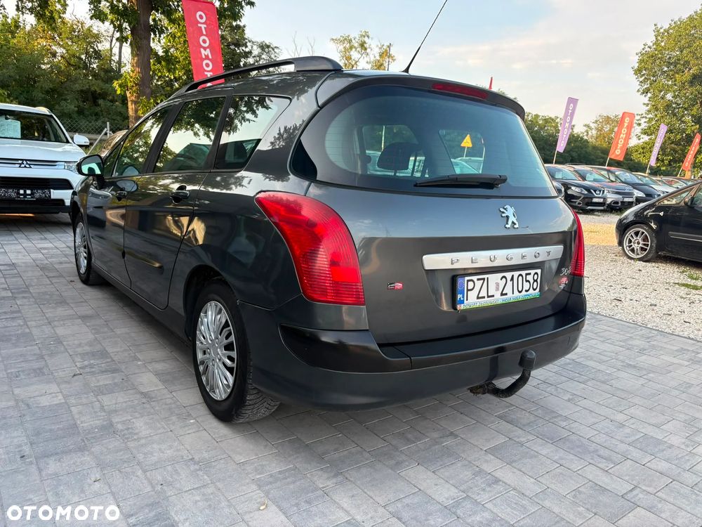 Peugeot 308 - 4