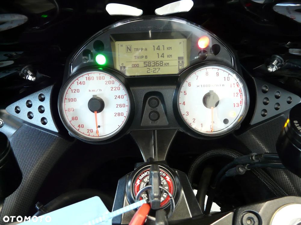 Kawasaki ZZR - 13