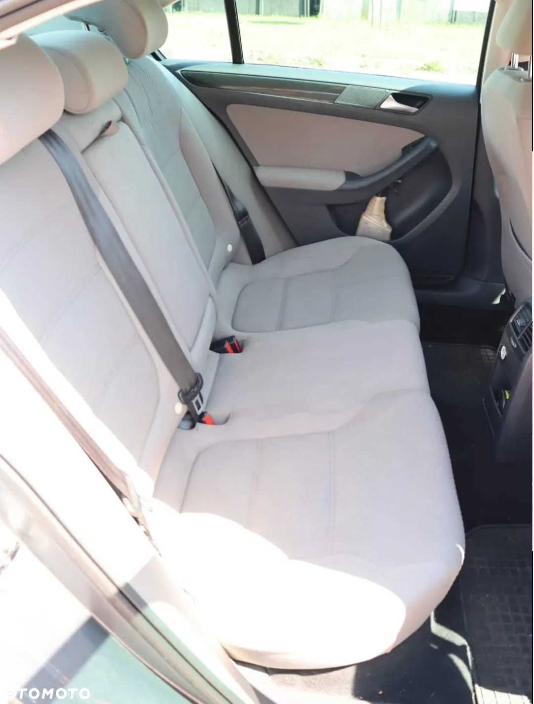 Volkswagen Jetta 1.6 TDI DPF Comfortline - 18