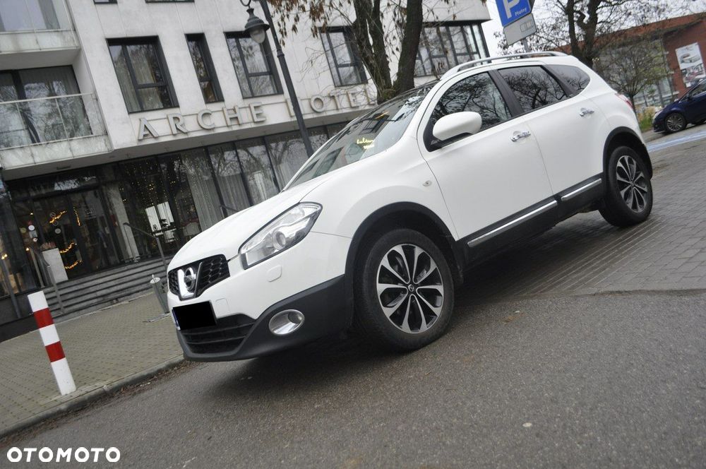 Nissan Qashqai+2 2.0 Tekna Premium - 2