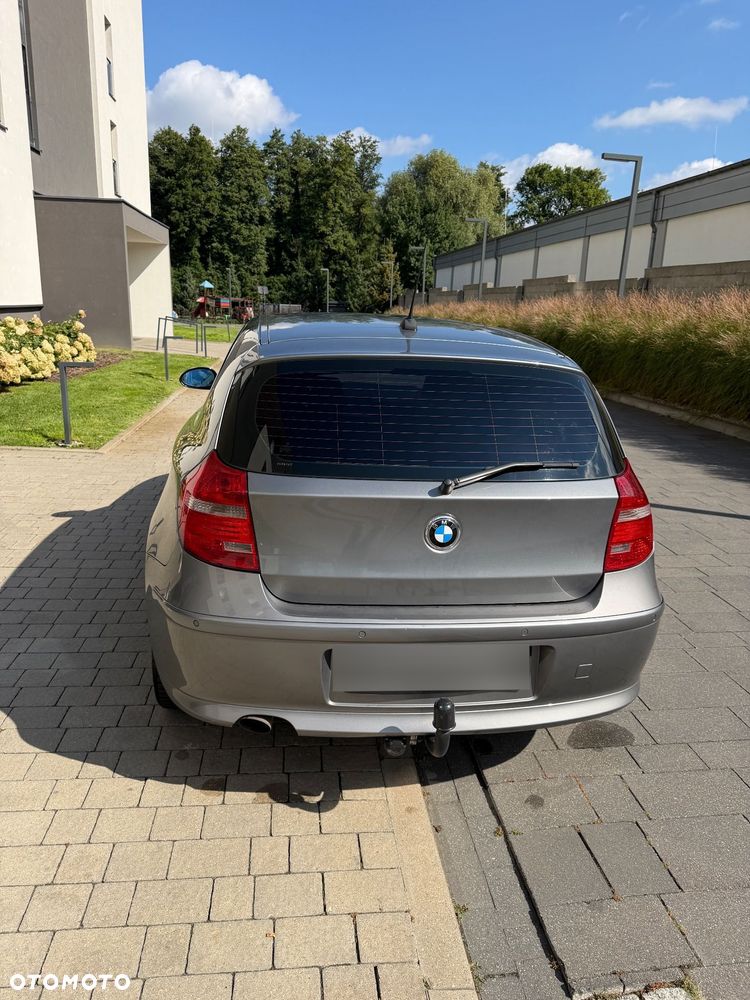 BMW Seria 1 - 24