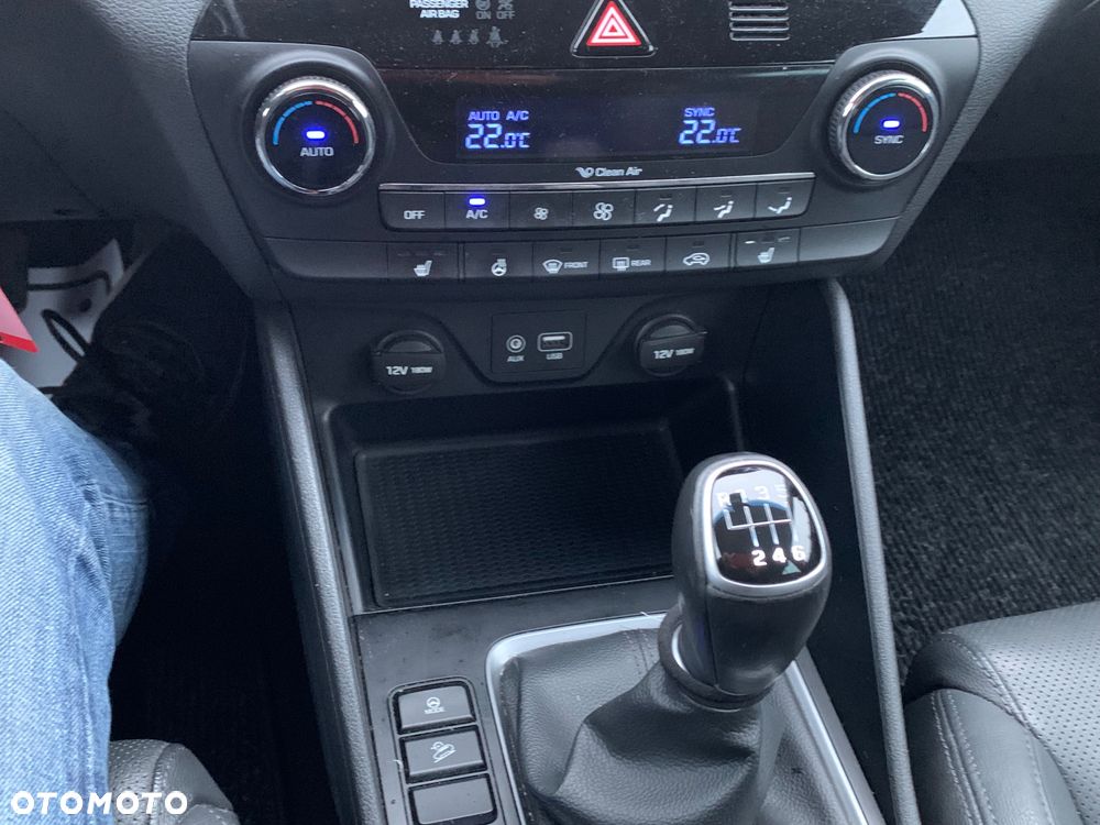 Hyundai ix35 blue 1.6 2WD Finale Gold - 19