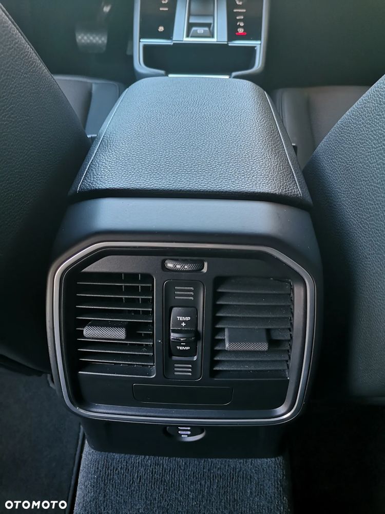 Porsche Macan Standard - 29