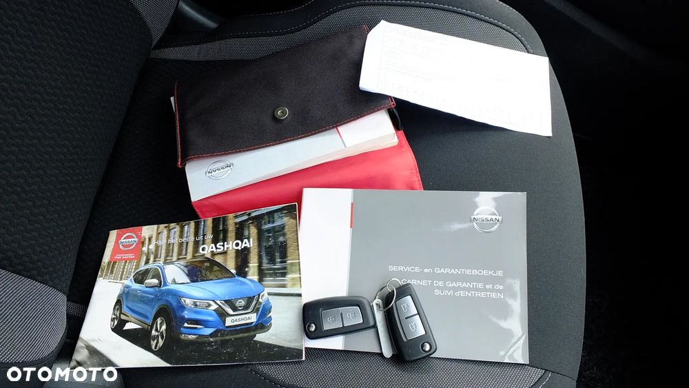 Nissan Qashqai 1.3 DIG-T N-Connecta - 19