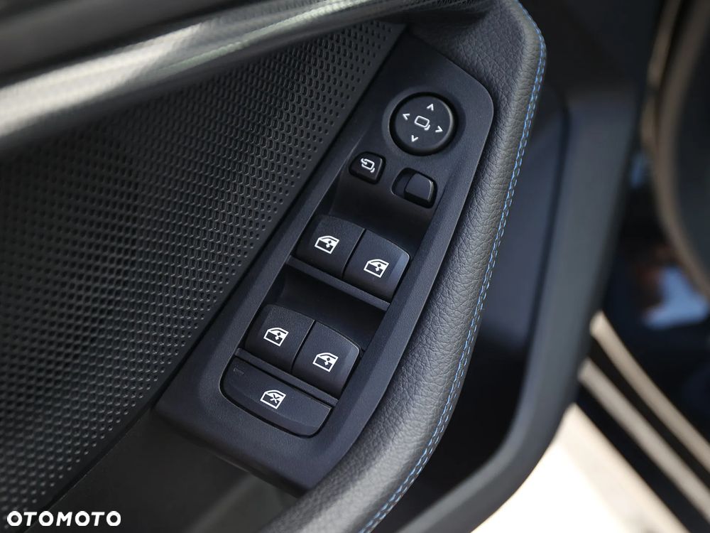 BMW Seria 2 220i M Sport - 18