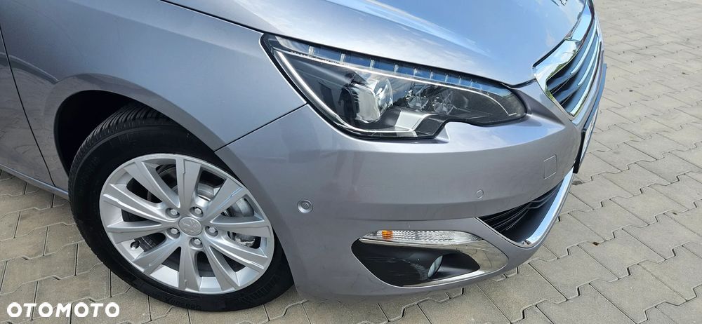 Peugeot 308 - 3