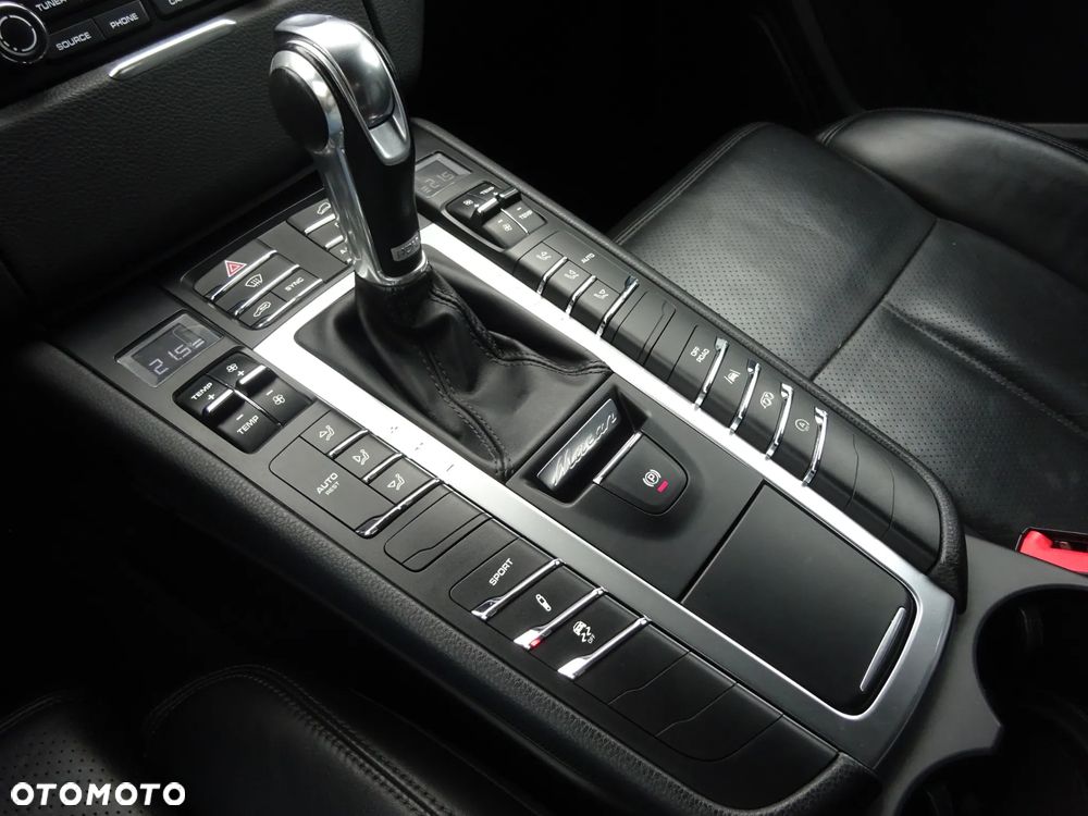 Porsche Macan - 10
