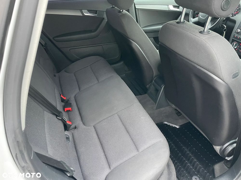 Audi A3 Sportback 1.6 TDI DPF Ambition - 23