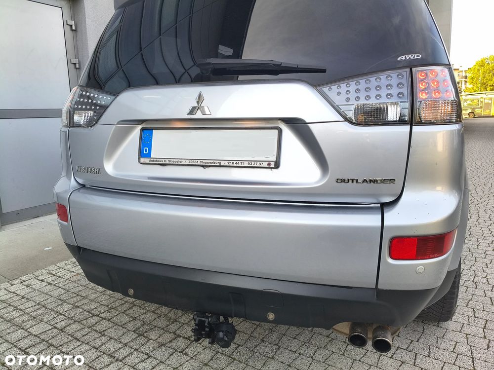 Mitsubishi Outlander 2.2 DI-D 4WD Instyle - 36