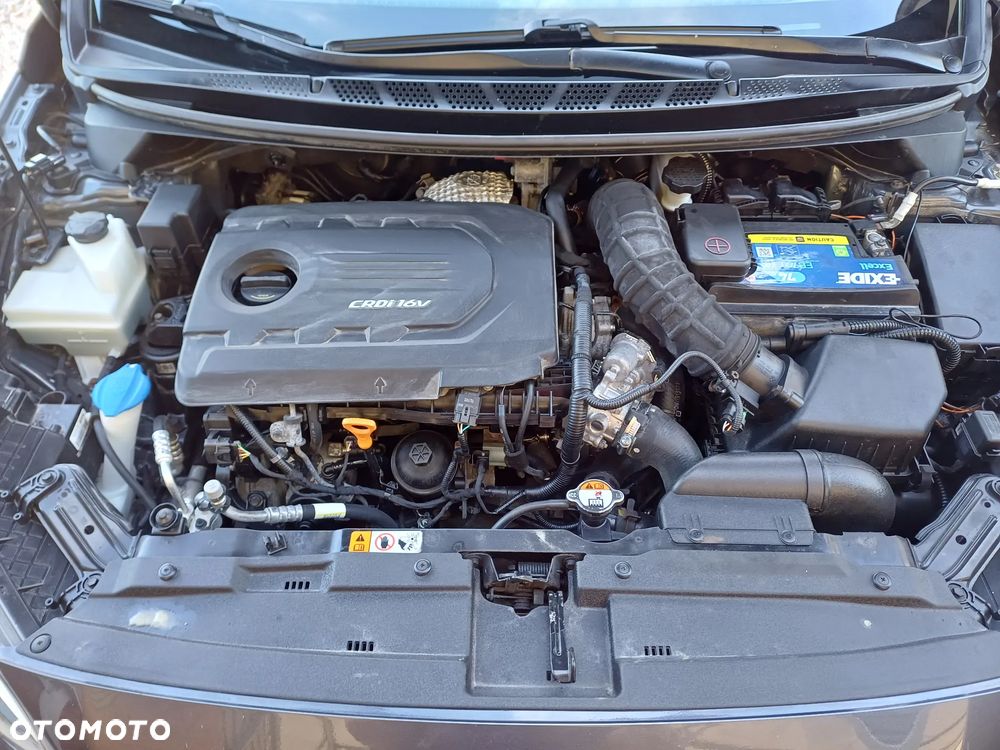 Kia Ceed 1.6 CRDi GT Line - 24