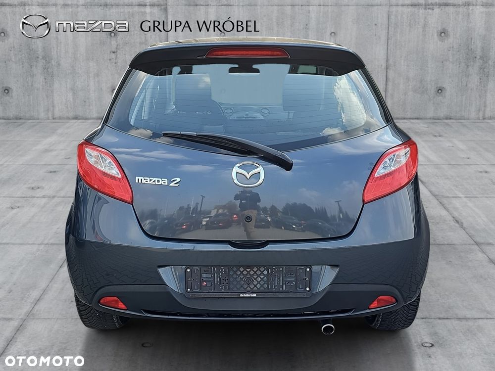 Mazda 2 - 6