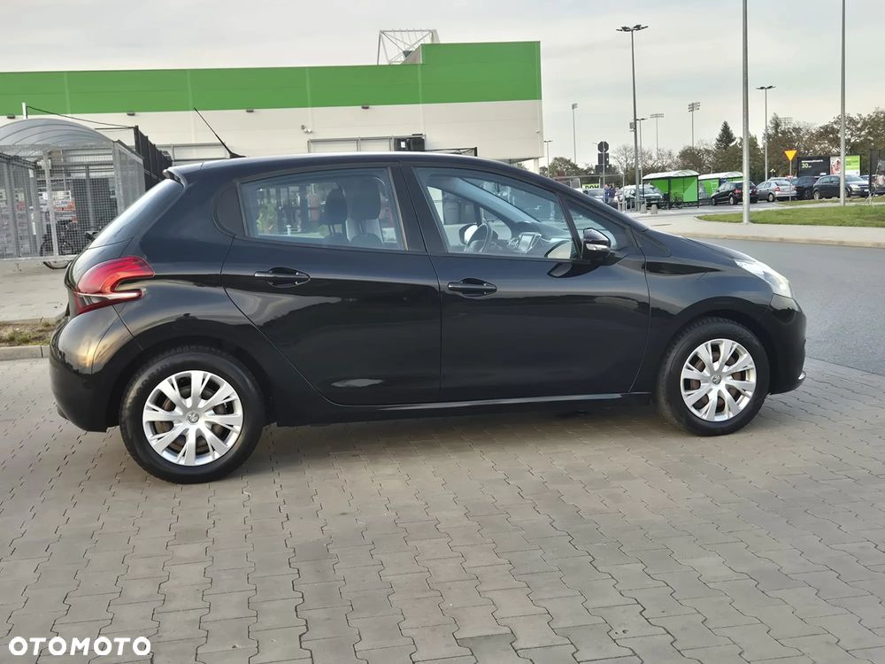 Peugeot 208 PureTech 82 Start & Stop Allure - 21