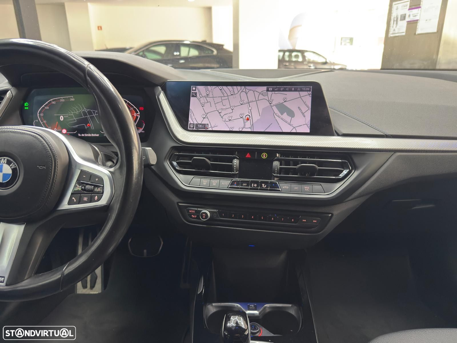 BMW 116 d Pack Desportivo M Auto - 33