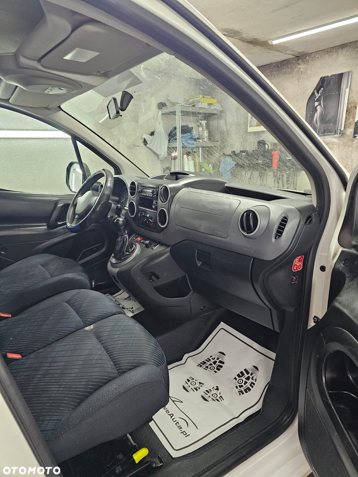 Peugeot Partner - 11