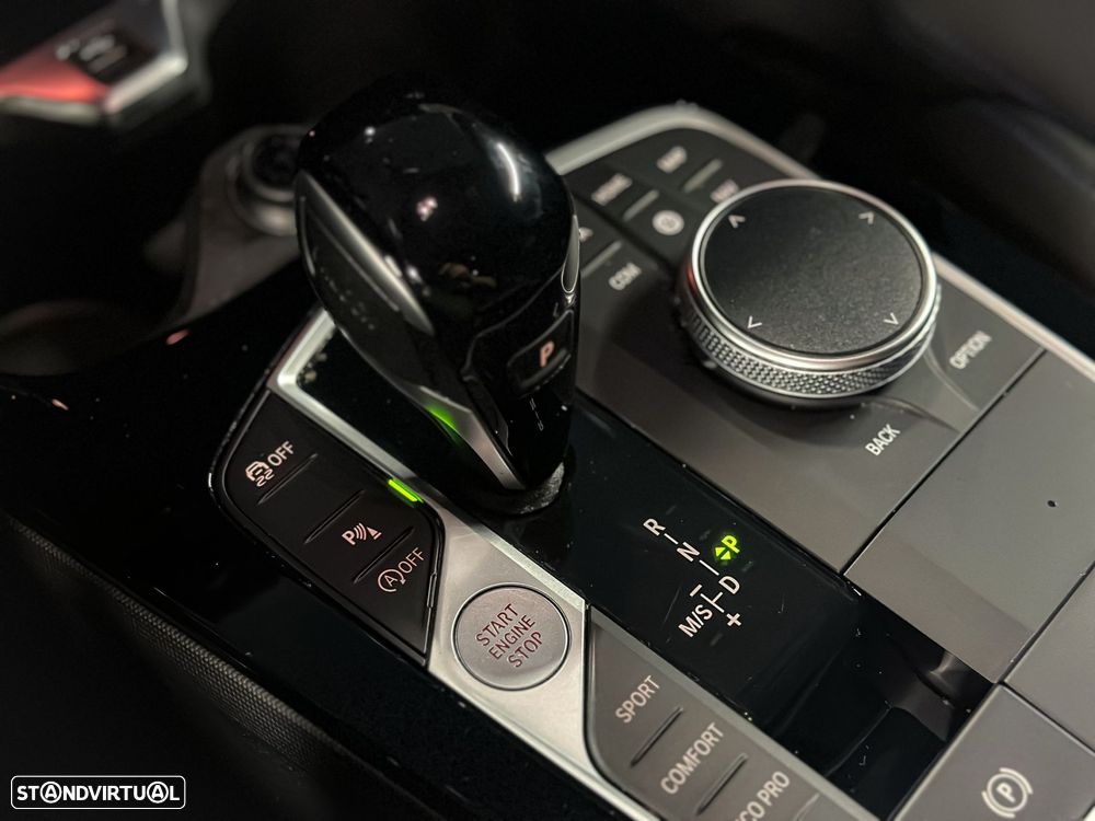 BMW 118 i Pack Desportivo M Auto - 5
