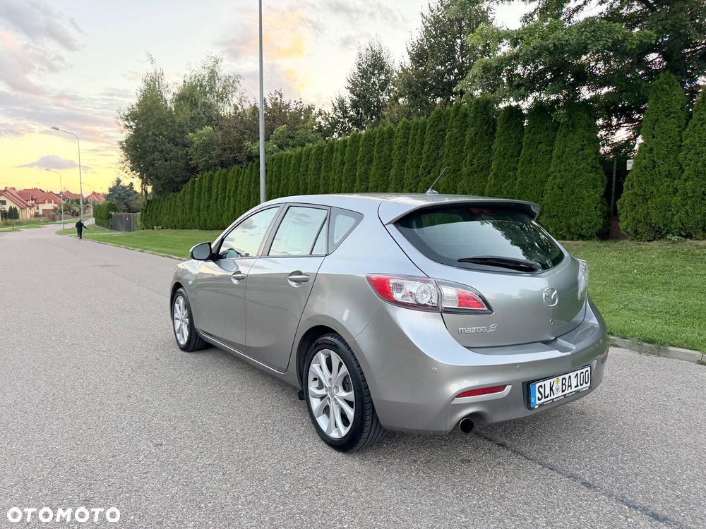 Mazda 3 - 4