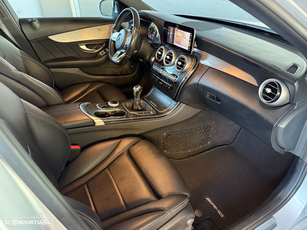 Mercedes-Benz C 180 d AMG Line - 19