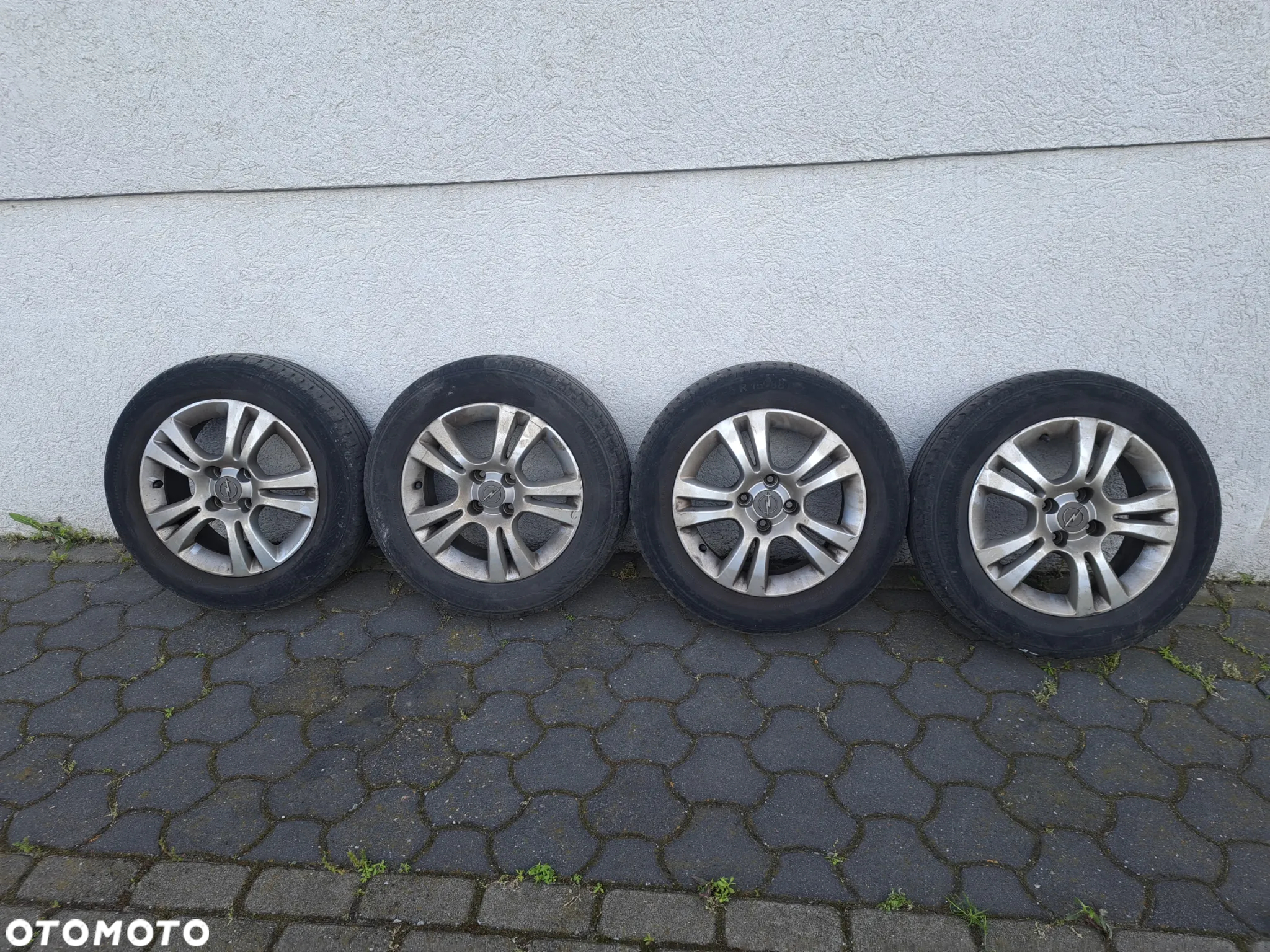 Opel Corsa 1.2 16V Cosmo - 6
