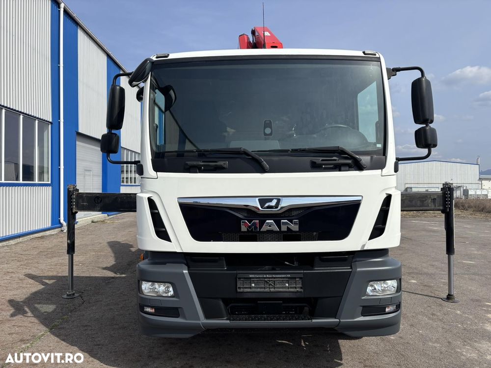 MAN TGM 18.250, Palfinger PK 13.501, an 2020, 16.000 km, bascula Meiller trilateral - 2