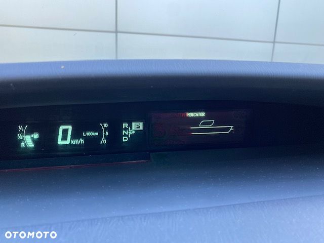 Toyota Prius (Hybrid) Comfort - 19