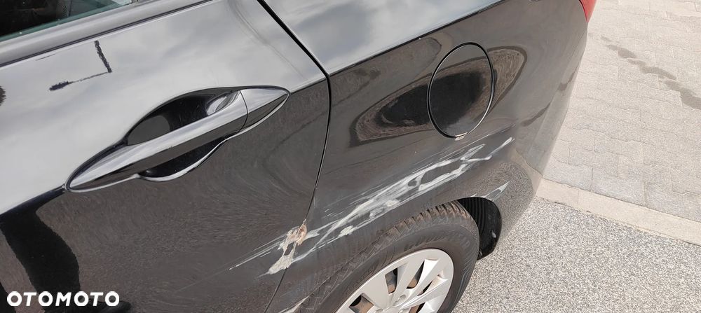 Hyundai i30 blue Kombi 1.4 Style - 28