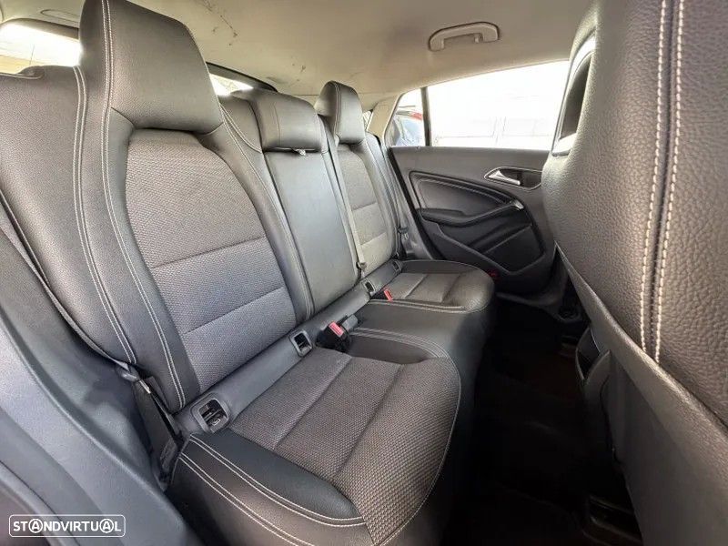 Mercedes-Benz CLA 180 d Shooting Brake Fleet Pack Plus - 27