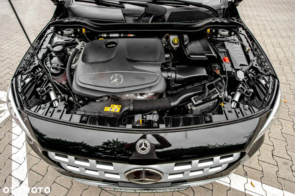 Mercedes-Benz GLA 250 4Matic 7G-DCT Activity Edition - 39
