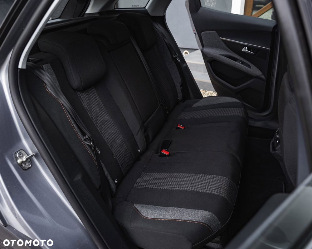Peugeot 3008 - 22