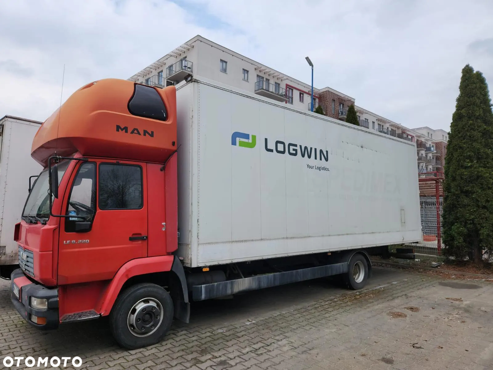 MAN 8.225 LLC - 3
