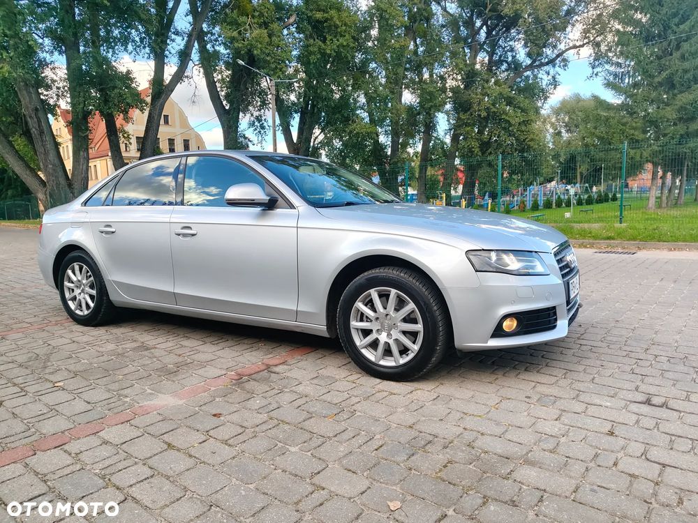 Audi A4 Limousine - 27