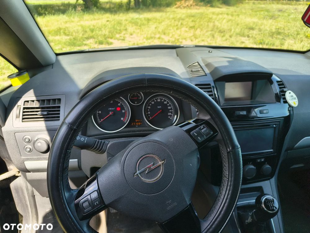Opel Zafira 1.7 CDTI - 9