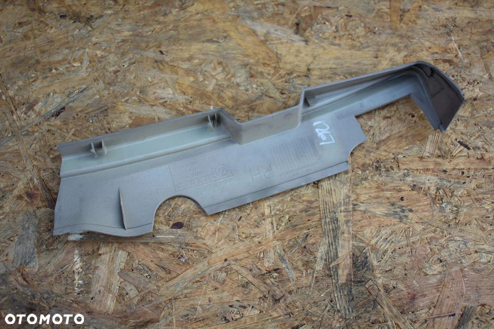 Osłona zaślepka PRAWY TYŁ BMW e84 z4 7043816 - 2