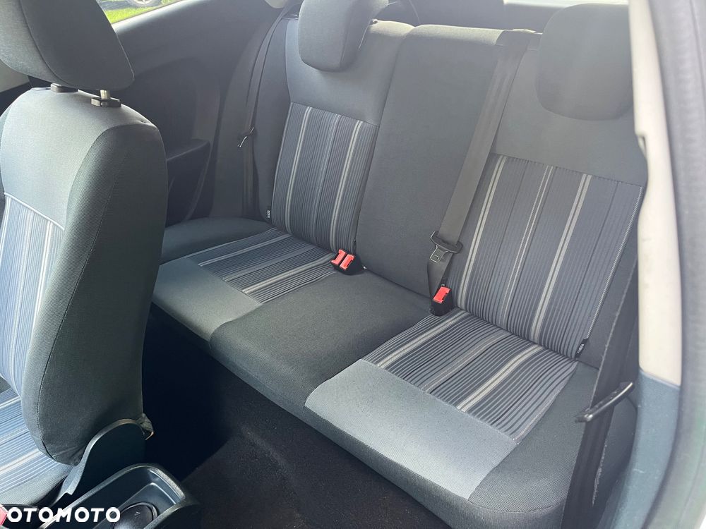 Ford Fiesta - 12
