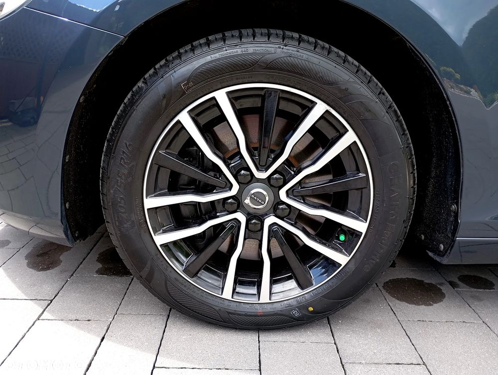 Volvo V40 T2 Drive-E Momentum - 32