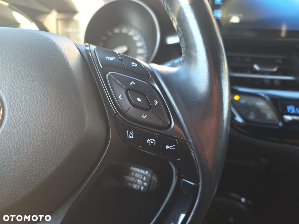 Toyota C-HR 1.8 Hybrid Prestige - 14