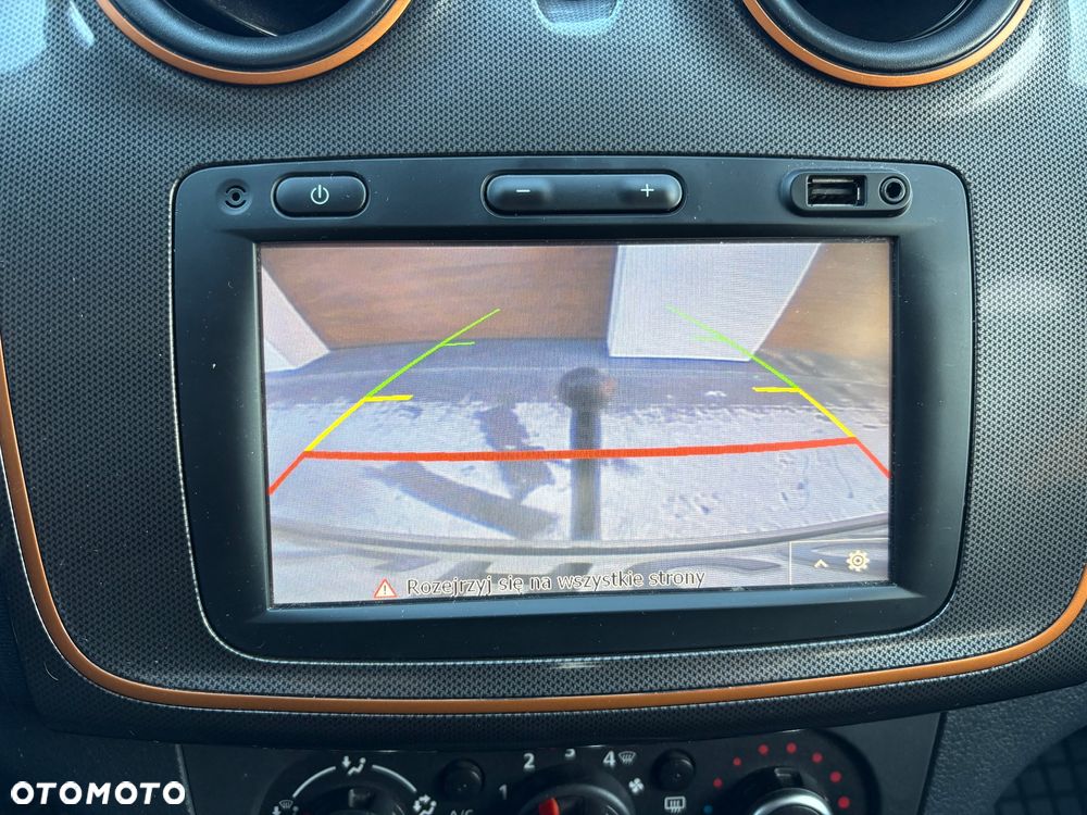 Dacia Sandero TCe 90 S&S Celebration - 27