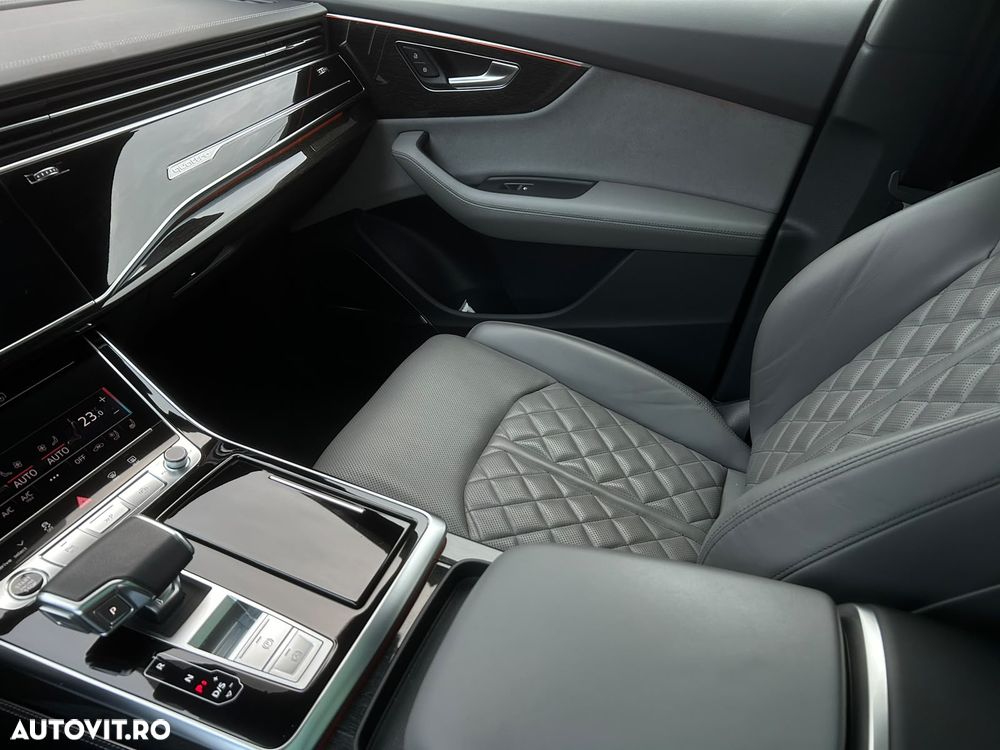 Audi Q8 3.0 55 TFSI e quattro Tiptronic - 37